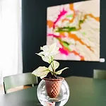 Casa G: Design Apartment
